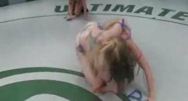 phim sex boy gay Cậu bé theo dõi chồng loanluan Của Flor Flores, người đã giặt mũ trong phòng tắm và tự đốt lửa.