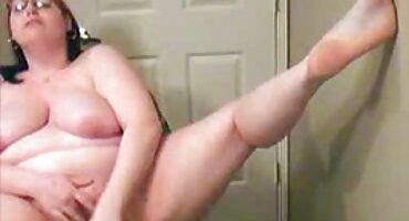 phim sex ema yano Người phụ nữ da đen busty đồi trụy thích tự chích vào vòi sex u80 nước của người đàn ông da trắng.